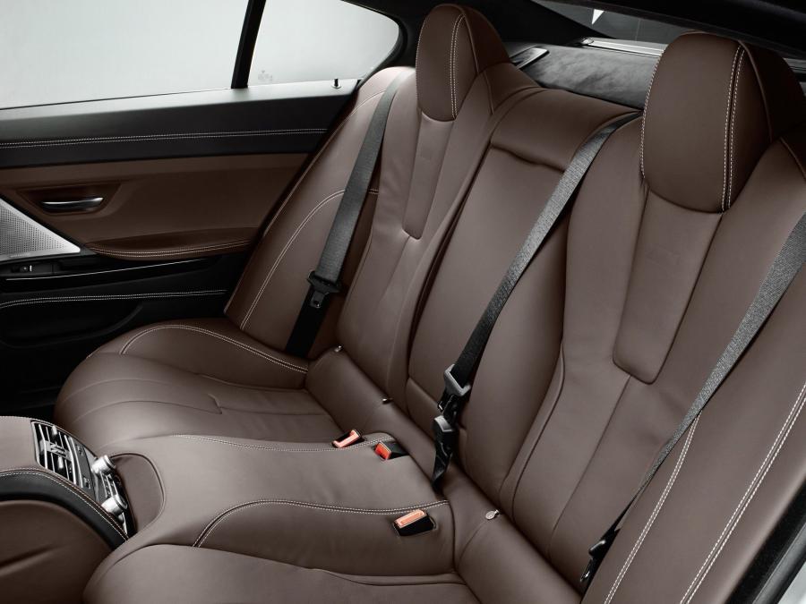  BMW M6 Gran Coupe 2013 года  (фото 7 из 21)